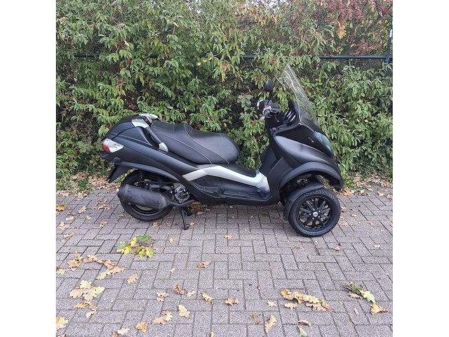Piaggio 250 lt mp3 automaat, hrd-25-l - afbeelding 5 van  7