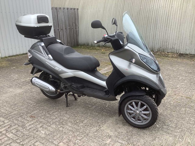 Piaggio 250 lt mp3 motorfiets - afbeelding 6 van  10