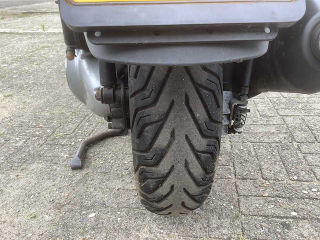 Piaggio 250 lt mp3 motorfiets - afbeelding 8 van  10