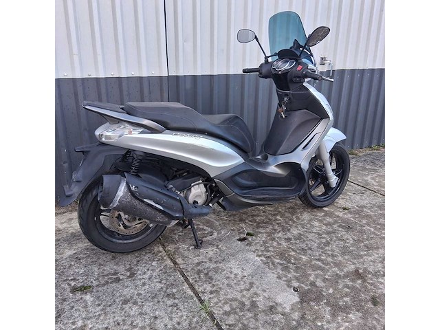 Piaggio beverly 350 motorcycle - afbeelding 5 van  9