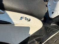 Piaggio bromscooter fly 4t scooter - afbeelding 15 van  28