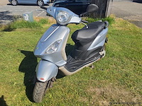 Piaggio c44 scooter | kenteken: f994bl - afbeelding 3 van  6