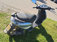 Piaggio c44 scooter | kenteken: f994bl - afbeelding 5 van  6