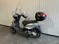 Piaggio fly 125 motorcycle - afbeelding 1 van  8