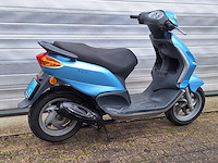Piaggio fly 25 km snorscooter 2takt - afbeelding 5 van  7