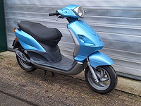 Piaggio fly 25 km snorscooter 2takt - afbeelding 7 van  7