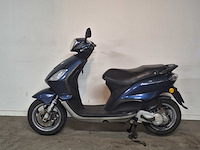 Piaggio fly 25 km snorscooter 4takt - afbeelding 1 van  7
