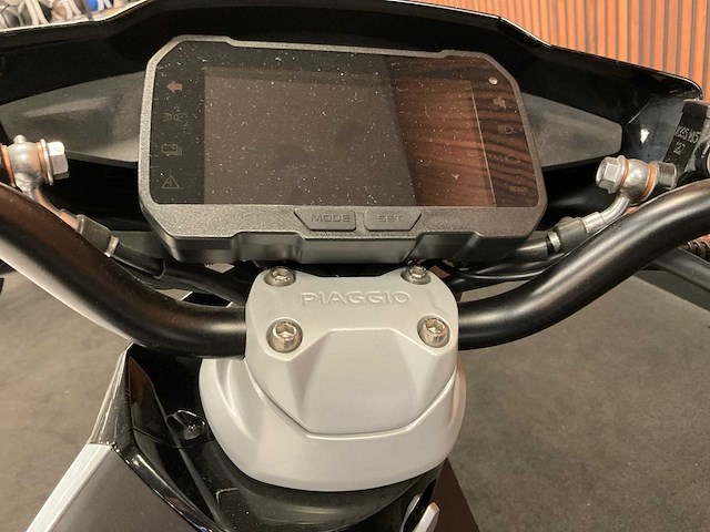 Piaggio model “1” e-scooter fjt-13-j - afbeelding 5 van  28