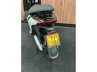 Piaggio model “1” e-scooter fjt-13-j - afbeelding 11 van  28