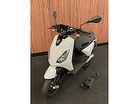 Piaggio model “1” e-scooter fjt-13-j - afbeelding 23 van  28