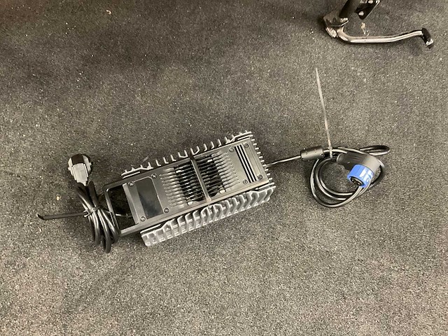 Piaggio model “1” e-scooter fjt-13-j - afbeelding 25 van  28