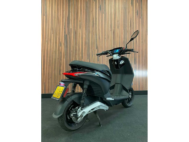 Piaggio model “1” e-scooter flj-15-p - afbeelding 19 van  30