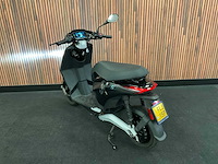 Piaggio model “1” e-scooter flj-15-p - afbeelding 23 van  30