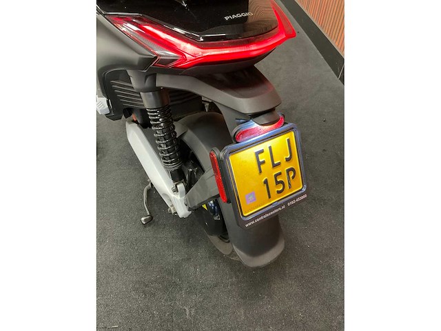 Piaggio model “1” e-scooter flj-15-p - afbeelding 29 van  30
