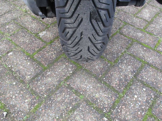 Piaggio mp3 - driewieler motorscooter - 400 hpe - motorfiets - afbeelding 3 van  13