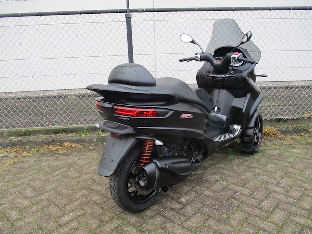 Piaggio mp3 - driewieler motorscooter - 400 hpe - motorfiets - afbeelding 13 van  13