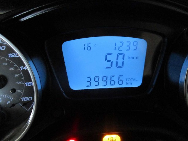 Piaggio mp3 - driewieler motorscooter - sport 500 abs/asr - motorcycle - afbeelding 2 van  6