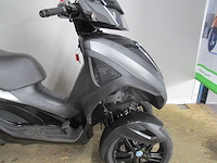 Piaggio mp3 - driewieler motorscooter - yourban 300ie - motorcycle - afbeelding 2 van  16