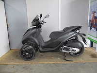 Piaggio mp3 - driewieler motorscooter - yourban 300ie - motorcycle - afbeelding 1 van  16