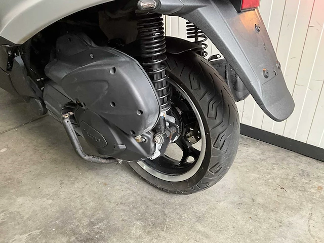 Piaggio mp3 300 abs lt motorfiets - afbeelding 3 van  11