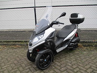 Piaggio mp3 300 hpe - driewieler motorscooter - sport - motorfiets - afbeelding 9 van  14
