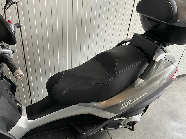 Piaggio mp3 300 rl motorfiets - afbeelding 9 van  12