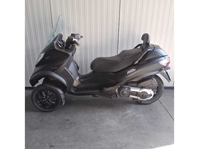 Piaggio mp3 400 lt motorcycle - afbeelding 1 van  9