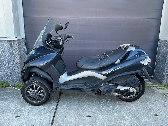 Piaggio mp3 400 lt motorcycle - afbeelding 1 van  9