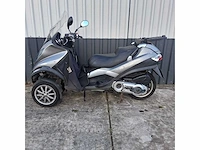 Piaggio mp3 400 rl motorcycle