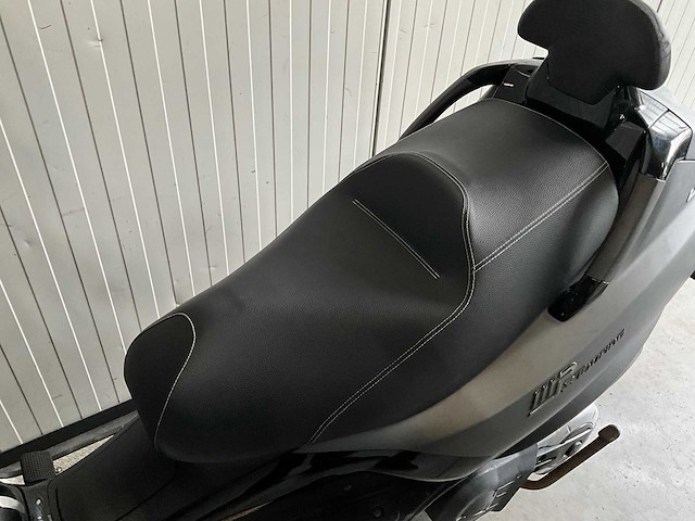 Piaggio mp3 500 lt motorfiets - afbeelding 10 van  12