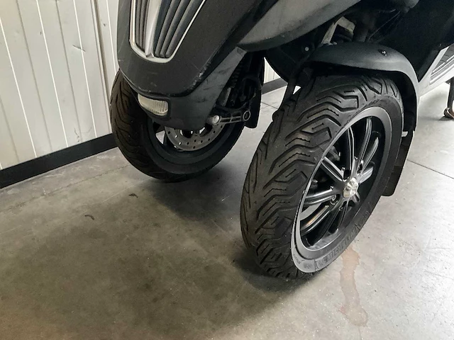 Piaggio scooter 250 lt mp3 motorfiets - afbeelding 2 van  12