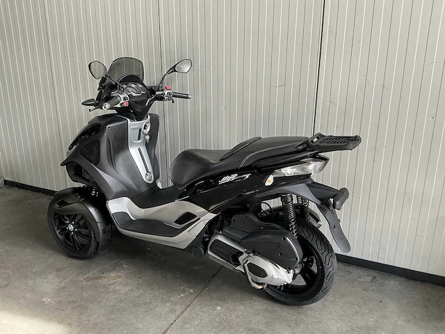Piaggio scooter 300 lt mp3 yourban motorcycle - afbeelding 2 van  8