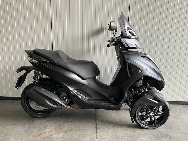 Piaggio scooter 300 lt mp3 yourban motorfiets - afbeelding 1 van  12