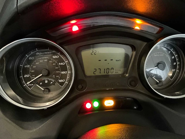 Piaggio scooter 300 mp3 hpe lt sport motorfiets - afbeelding 3 van  12