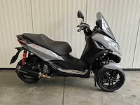Piaggio scooter 300 mp3 hpe lt sport motorfiets