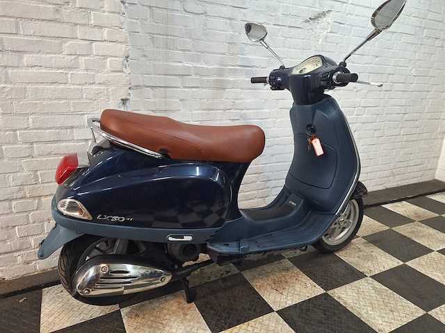 Piaggio vespa lx 25 km snorscooter 4takt - afbeelding 7 van  7