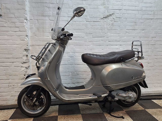 Piaggio vespa lx 25 km snorscooter 4takt - afbeelding 1 van  7