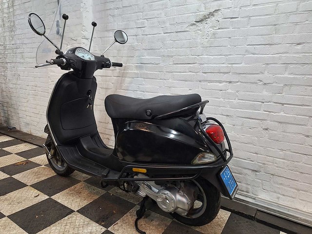 Piaggio vespa lx 25 km snorscooter 4takt - afbeelding 3 van  7