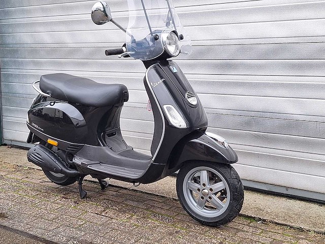 Piaggio vespa lx 25 km snorscooter 4takt - afbeelding 6 van  7