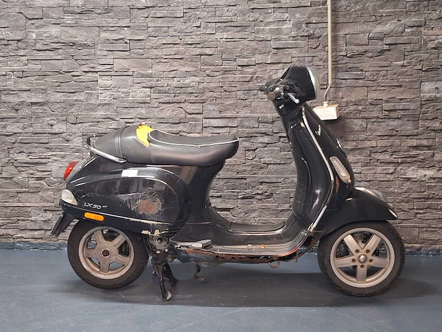 Piaggio vespa lx 25km snorscooter - afbeelding 4 van  7
