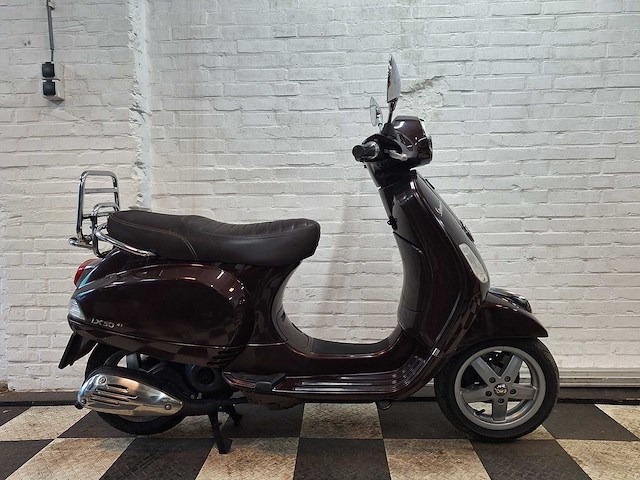 Piaggio vespa lx 45 km bromscooter 4takt - afbeelding 5 van  7