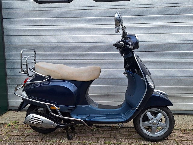 Piaggio vespa lx 45 km bromscooter 4takt - afbeelding 3 van  4