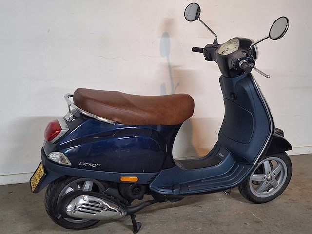 Piaggio vespa lx 45 km bromscooter 4takt - afbeelding 5 van  7