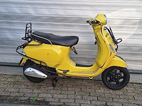 Piaggio vespa lx 45km bromscooter 4-takt - afbeelding 5 van  7