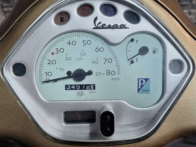 Piaggio vespa lx 45km bromscooter - afbeelding 6 van  7