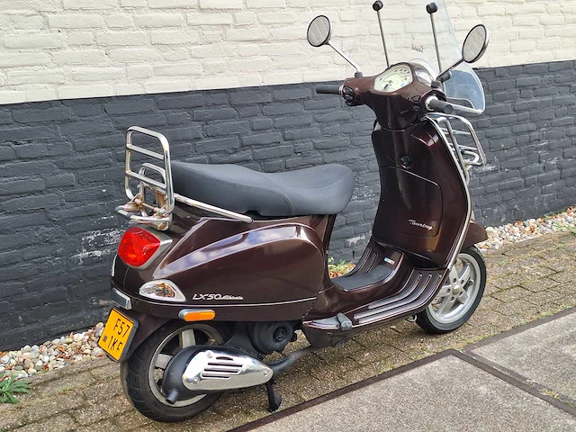 Piaggio vespa lx50 touring 45km bromscooter 4t - afbeelding 6 van  7