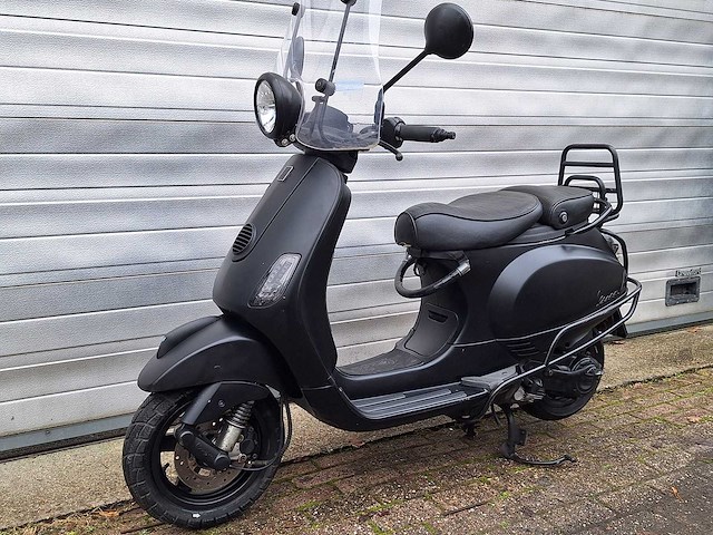 Piaggio vespa lxv 45 km bromscooter 4takt - afbeelding 2 van  8