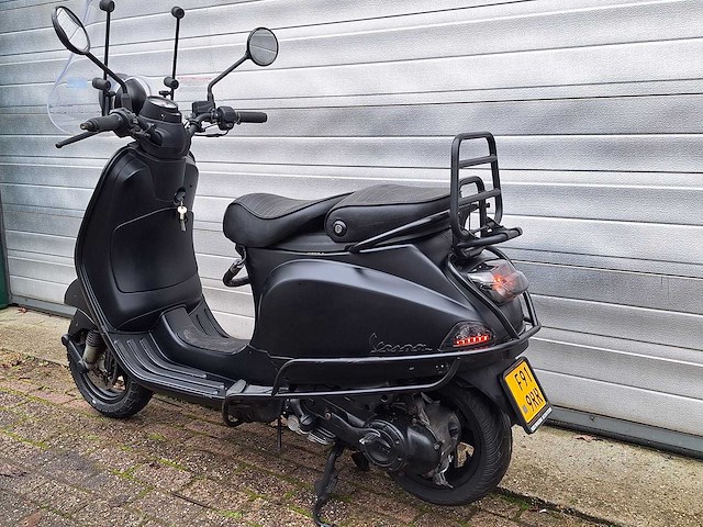 Piaggio vespa lxv 45 km bromscooter 4takt - afbeelding 3 van  8