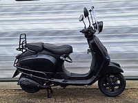 Piaggio vespa lxv 45 km bromscooter 4takt - afbeelding 6 van  8