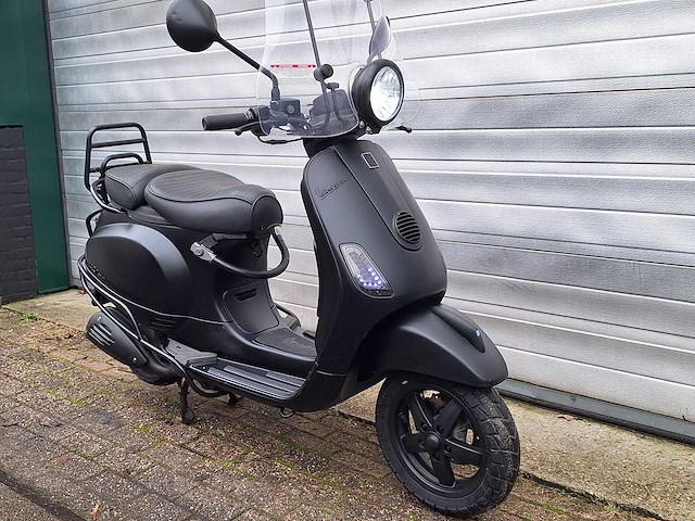 Piaggio vespa lxv 45 km bromscooter 4takt - afbeelding 7 van  8